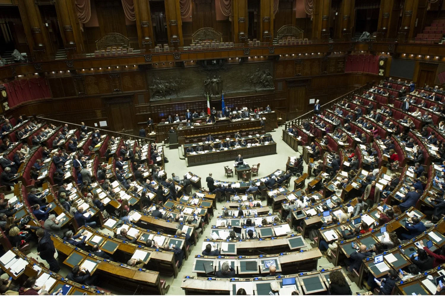 Centro-direita traça 'road map' até 2027: decreto de energia, socorro a Niscemi e Tajani no Board para Gaza