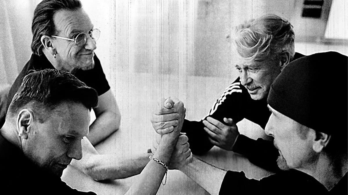 U2 lança surpresa 'Days of Ash': EP político contra o ICE, o trumpismo e a favor da paz em Gaza e na Ucrânia