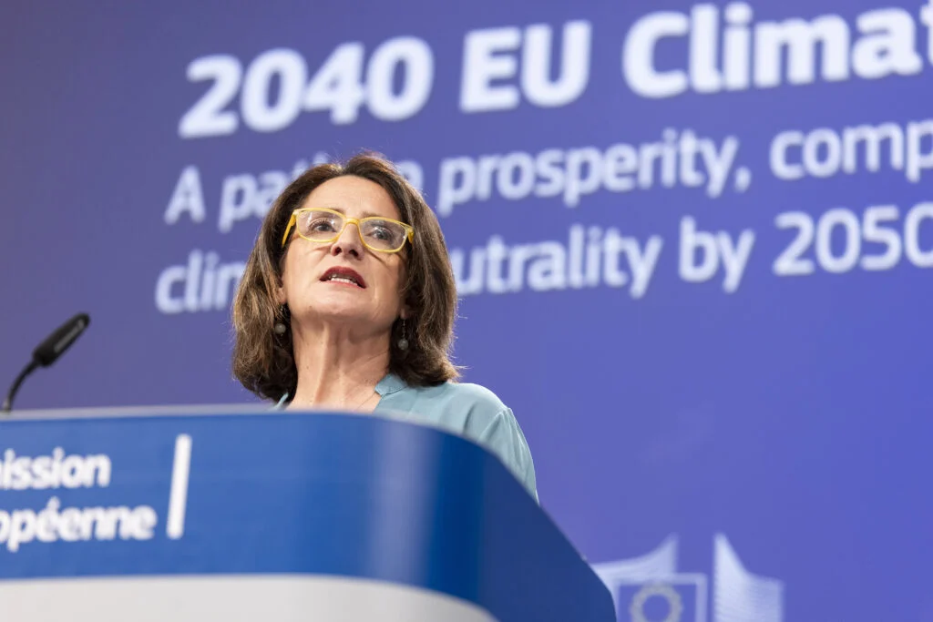 Bruxelas avalia reforçar regras antitrust da UE e reduzir margem de ação nacional