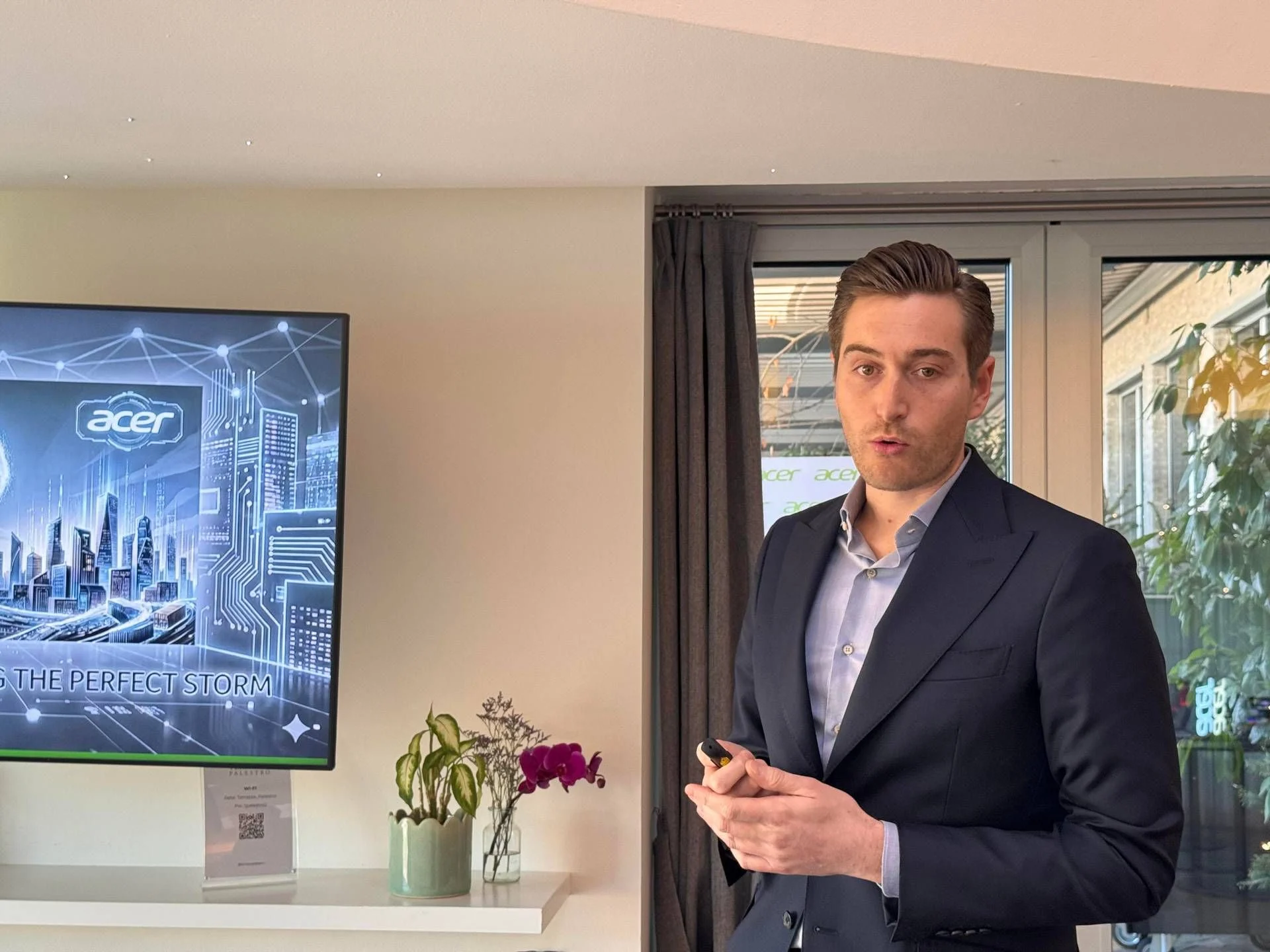 Escassez de memórias RAM eleva custos e abre espaço para Chromebook, diz Acer