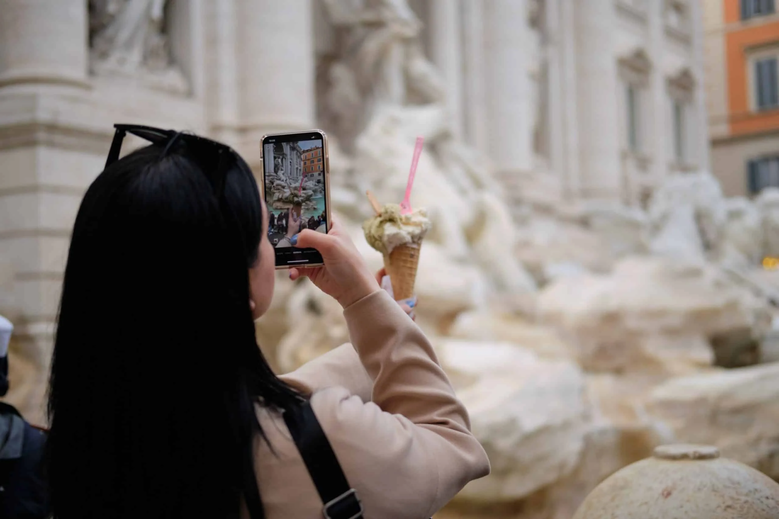 Conexão e Conforto: Adquirindo um Chip de Celular em Roma