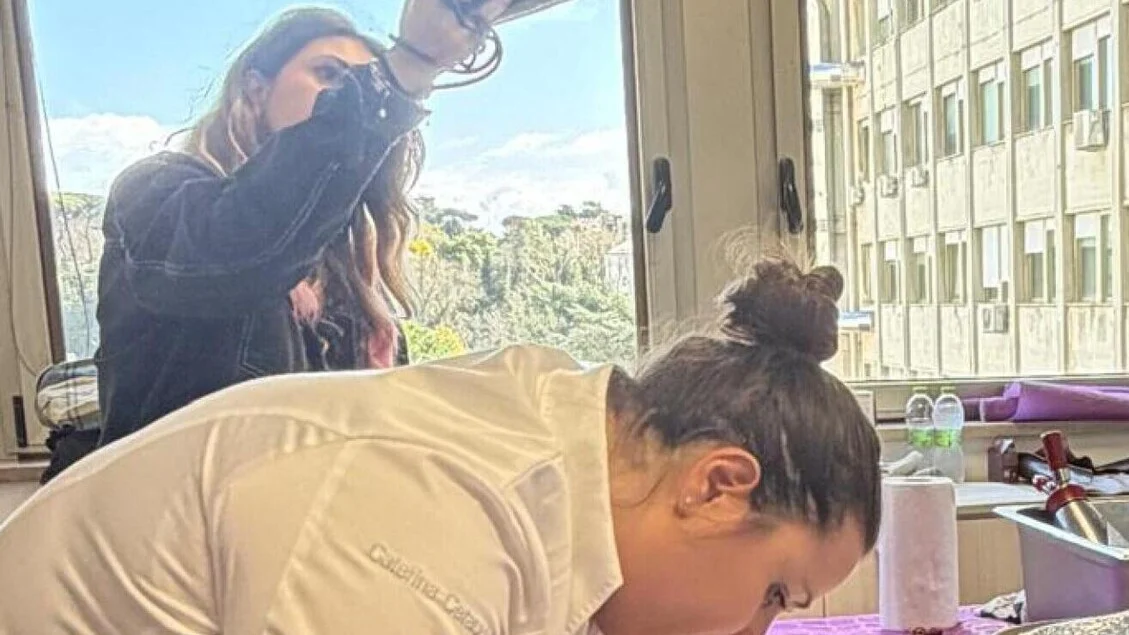 Chef estrelada Caterina Ceraudo leva um menu especial à enfermaria do Gemelli