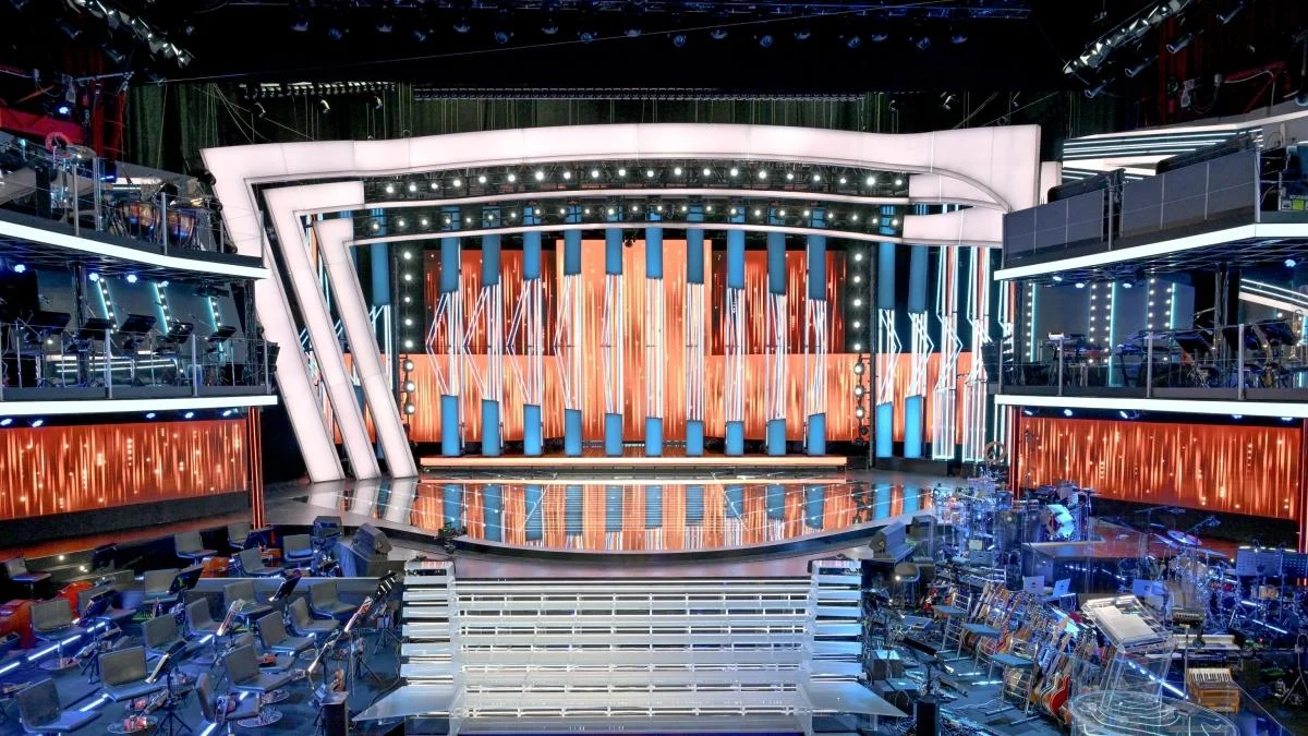 Sanremo 2026: datas, artistas e como funciona a votação nas cinco noites do Festival