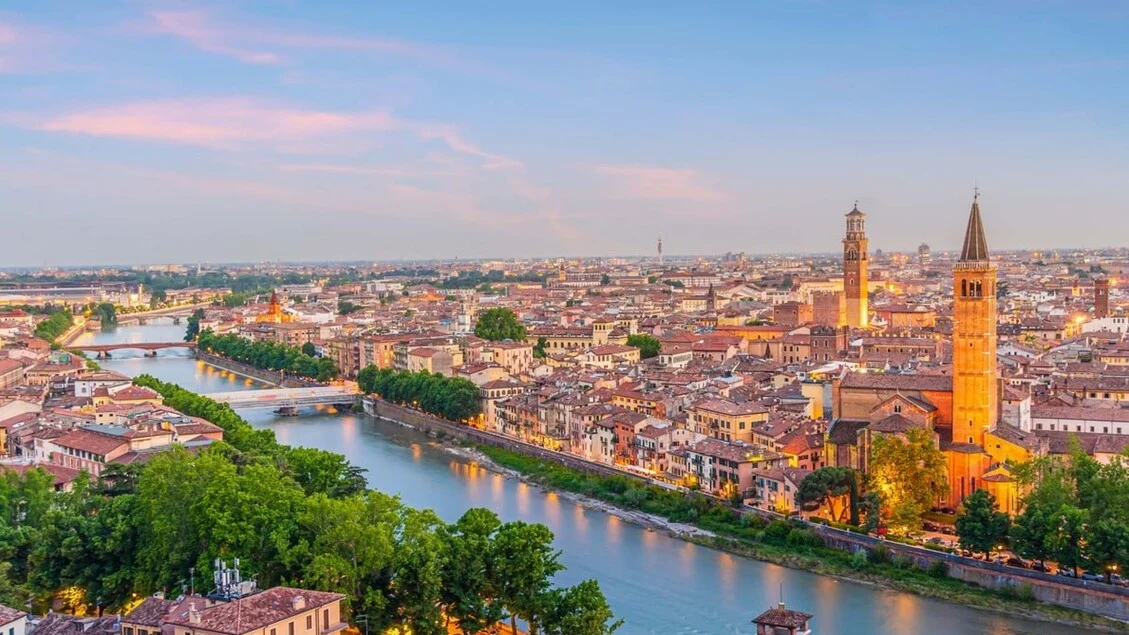 7 destinos italianos entre os melhores da Europa em 2026, segundo European Best Destinations