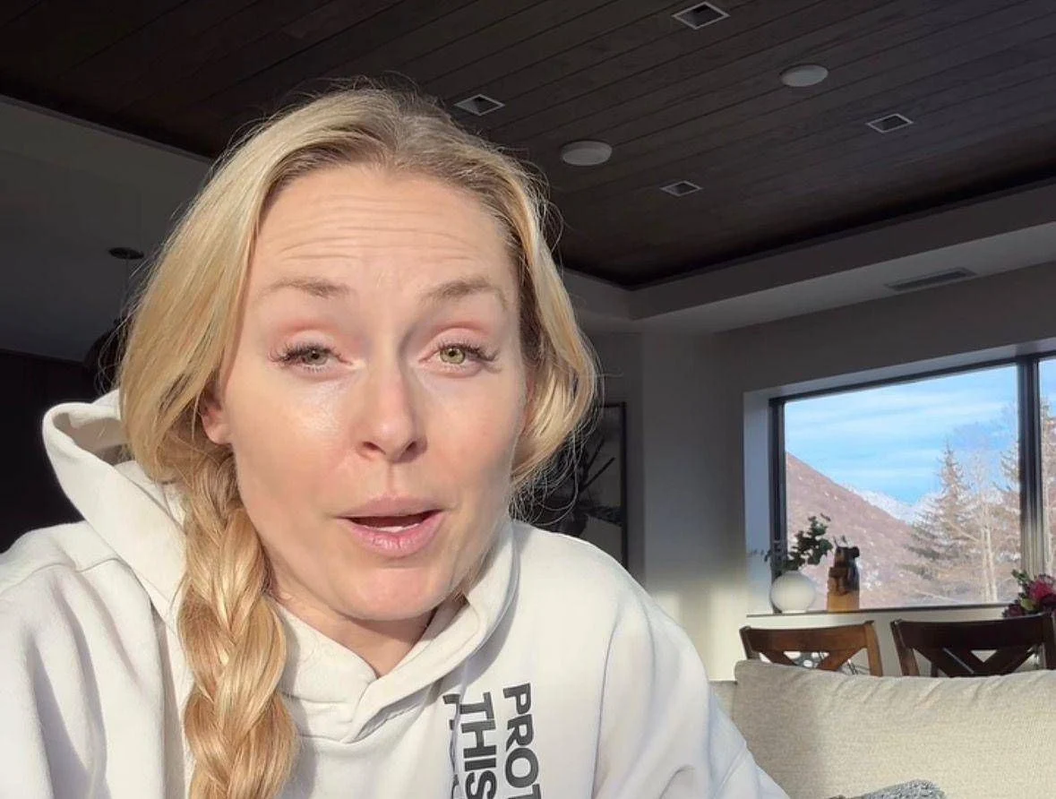 Lindsey Vonn deixa hospital após grave queda em Milano Cortina: 'Vai levar um ano para as ossas cicatrizarem'