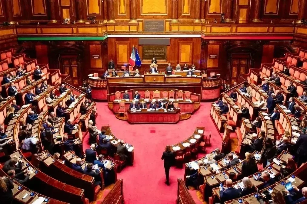 Itália aprova ampliação da cidadania de menores: Veja como votaram os deputados eleitos fora do país