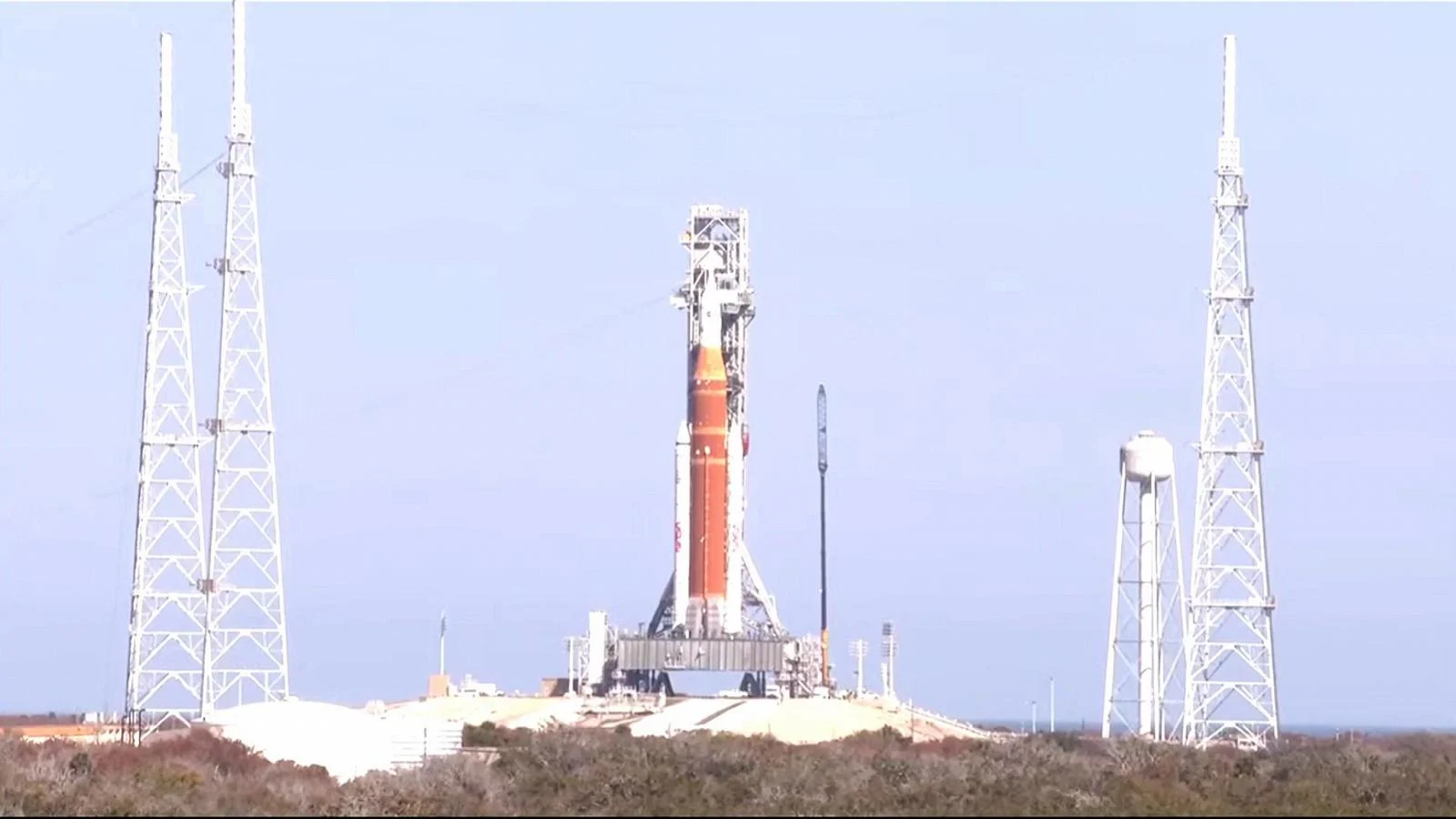 NASA recolhe foguete Artemis II para reparos após falha no sistema de hélio