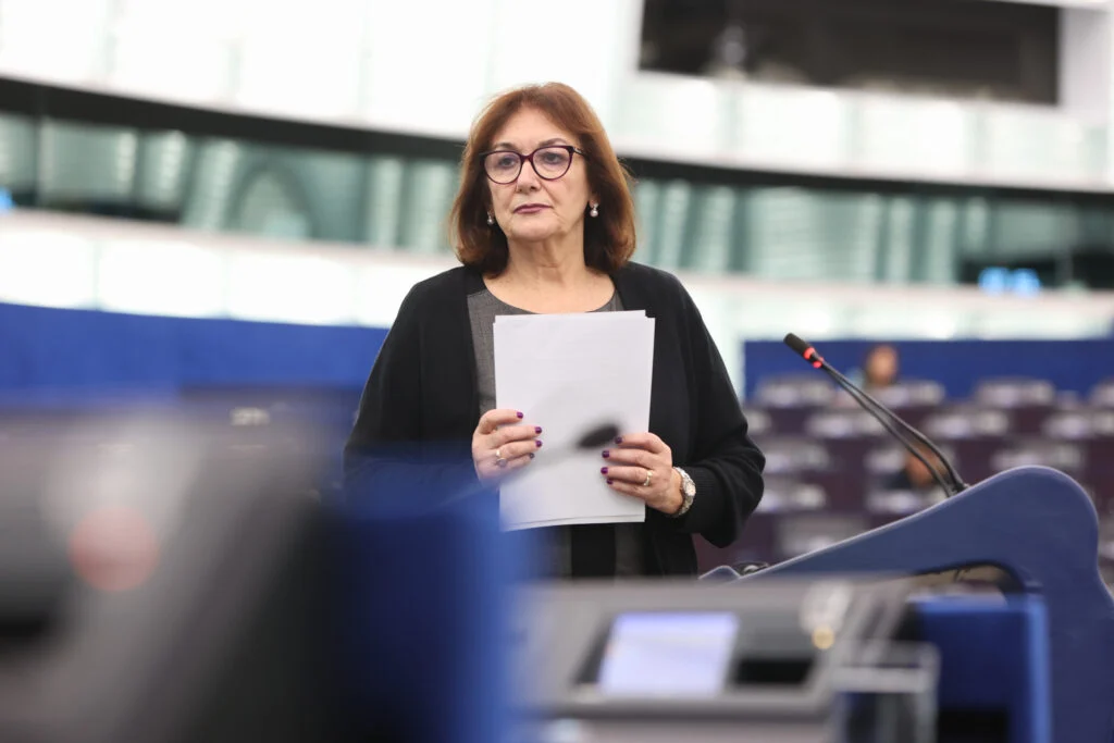 Šuica defende participação da UE no 'Board of Peace' de Trump e rejeita críticas: “Não podemos fechar os canais existentes”