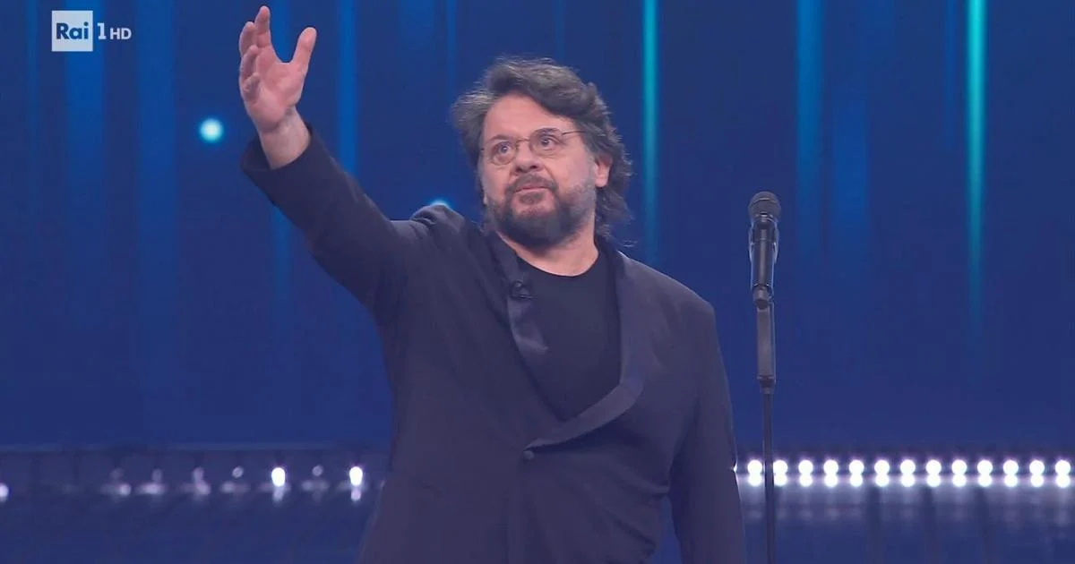 Sanremo 2026, la scossa di Lillo, il cambio di marcia: Achille Lauro emoziona con Crans Montana — rainews.it