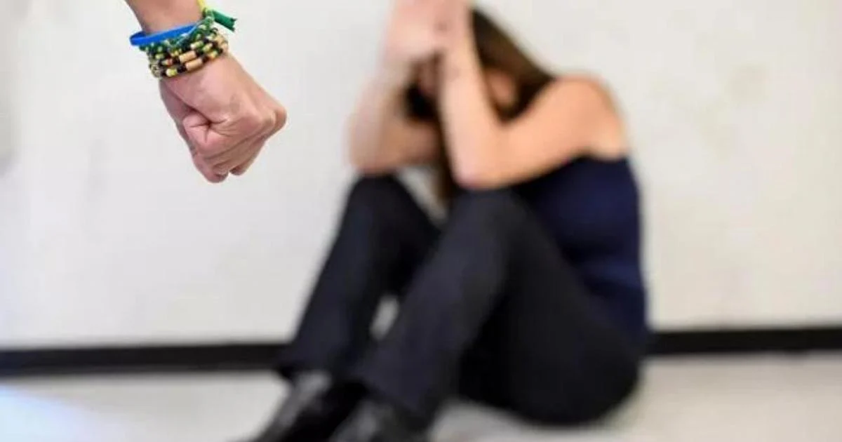 Preso ex-companheiro em Giardini Naxos por tentativa de feminicídio, sequestro e maus-tratos