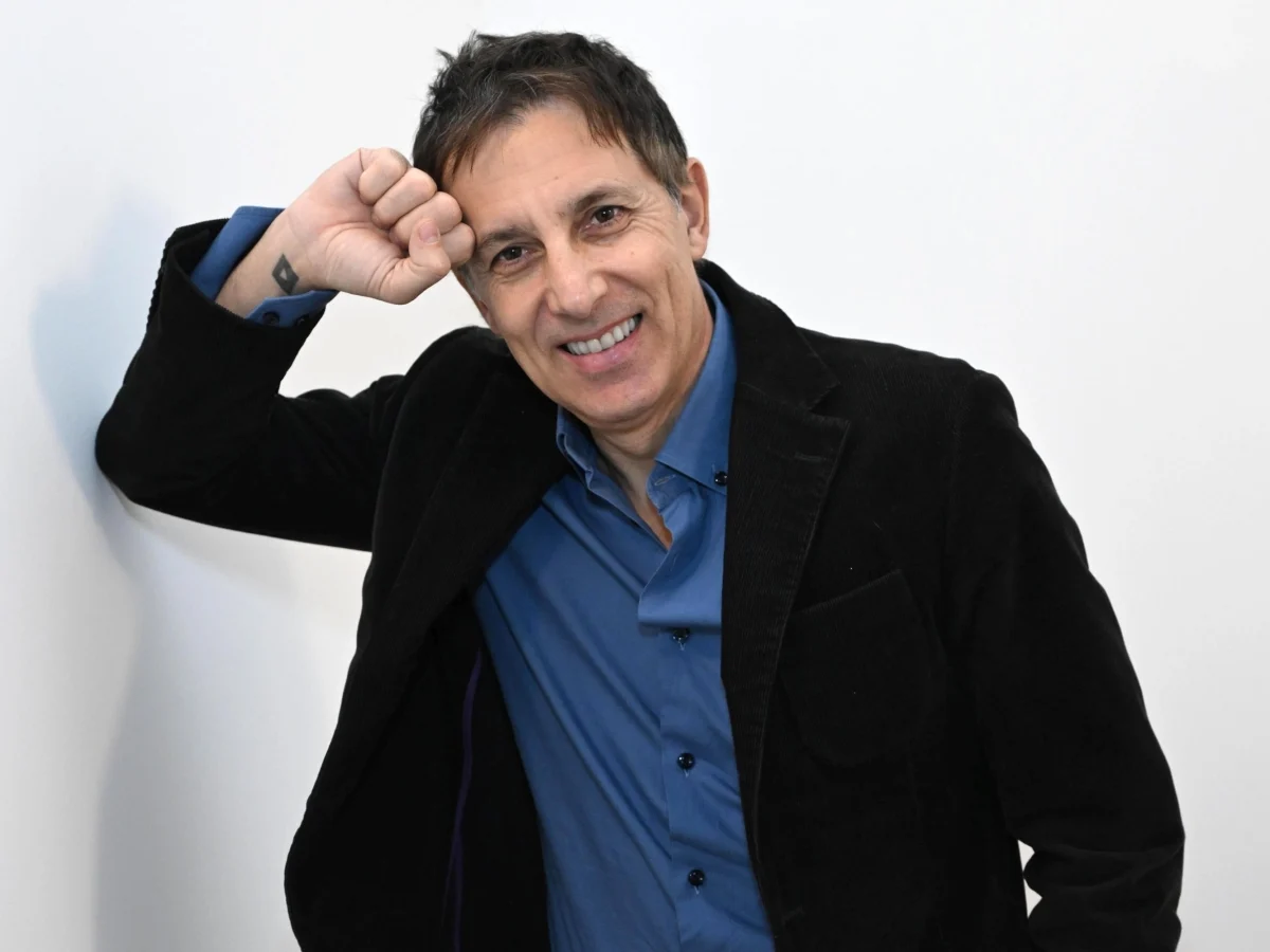 Ubaldo Pantani em Sanremo: o riso que revela o nosso tempo