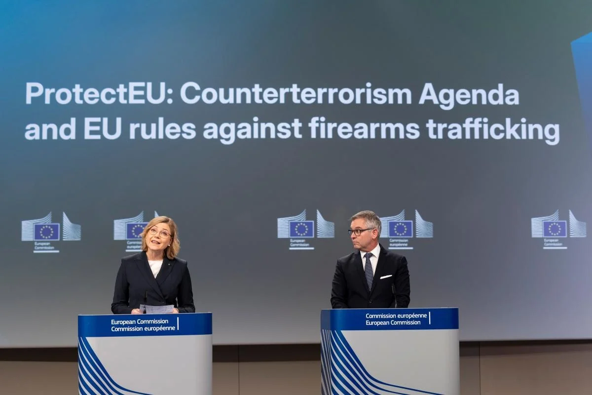 UE atualiza estratégia antiterrorismo com foco em menores e ameaças digitais