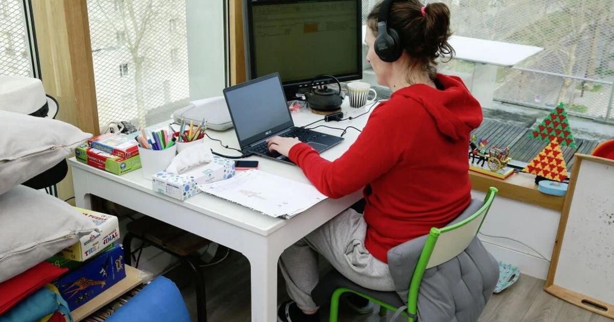 Tribunal de Pádua reconhece acidente em smart working após queda de servidora universitária