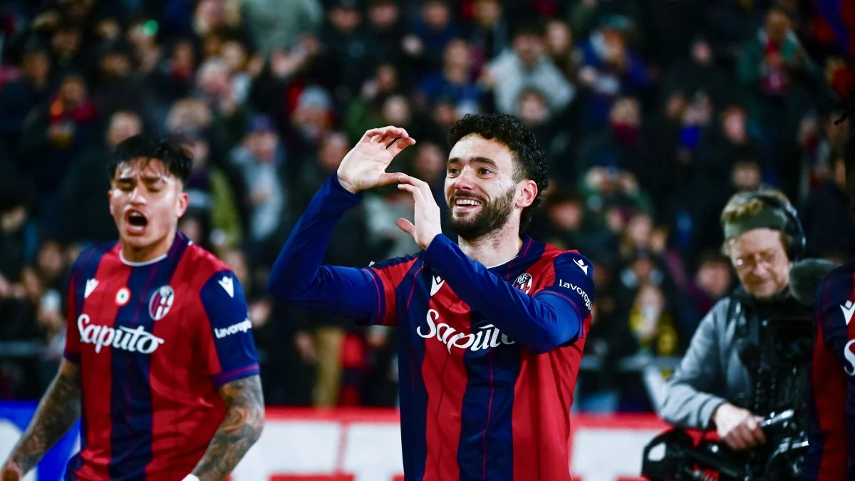 Bologna sofre, mas avança na Europa League com gol de João Mário; sorteio decidirá adversário