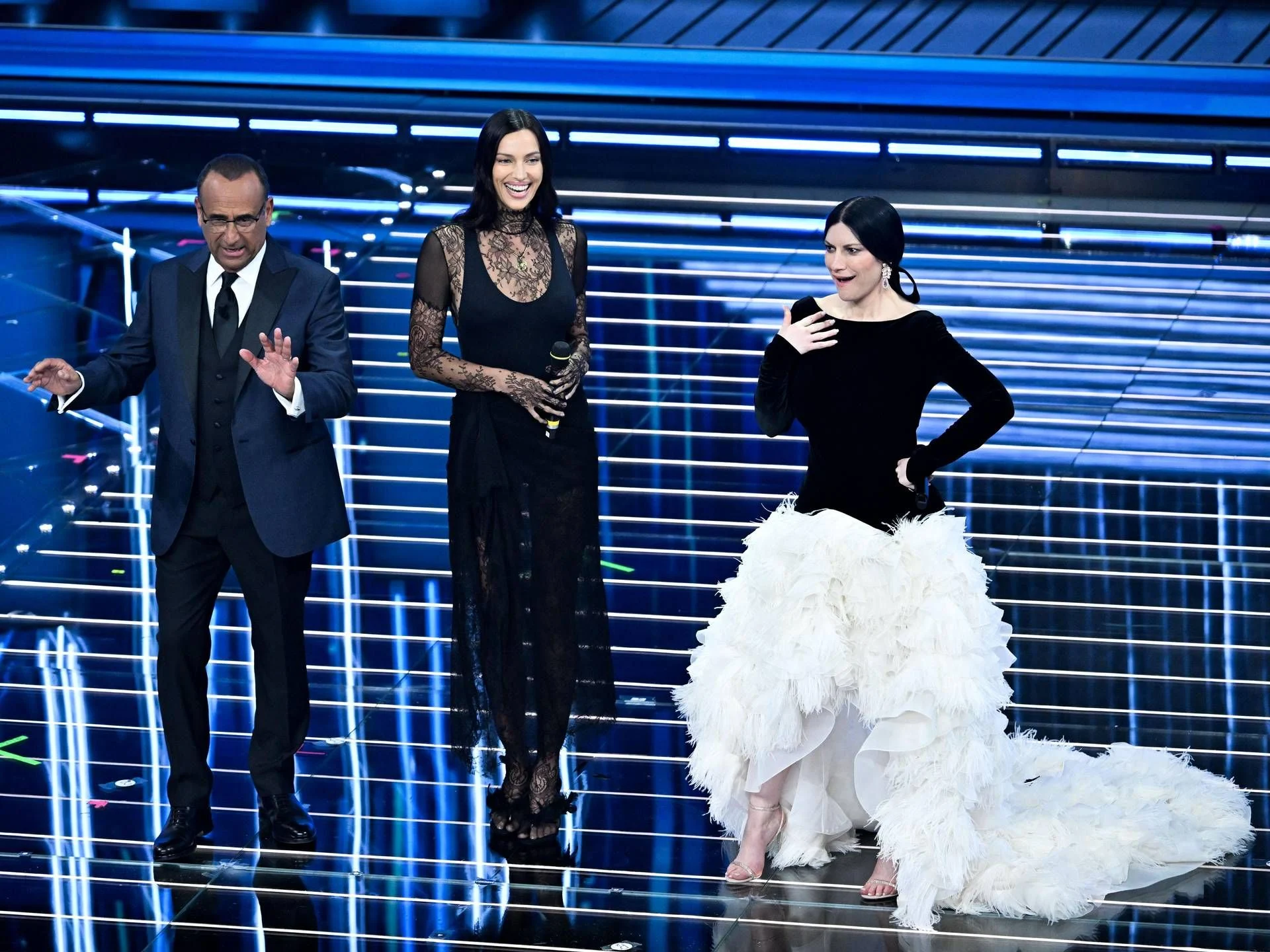 Sanremo 2026: terceira noite registra 9,5 milhões e recorde de 60,6% de share desde 1990