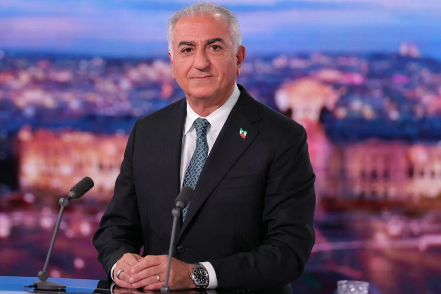 Reza Pahlavi: República Islâmica em colapso após ataque conjunto de EUA e Israel