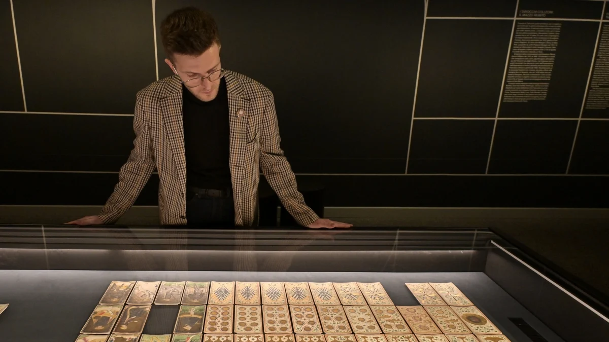 Tarocchi na Accademia Carrara: o Mazzo Colleoni recomposto pela primeira vez em um século