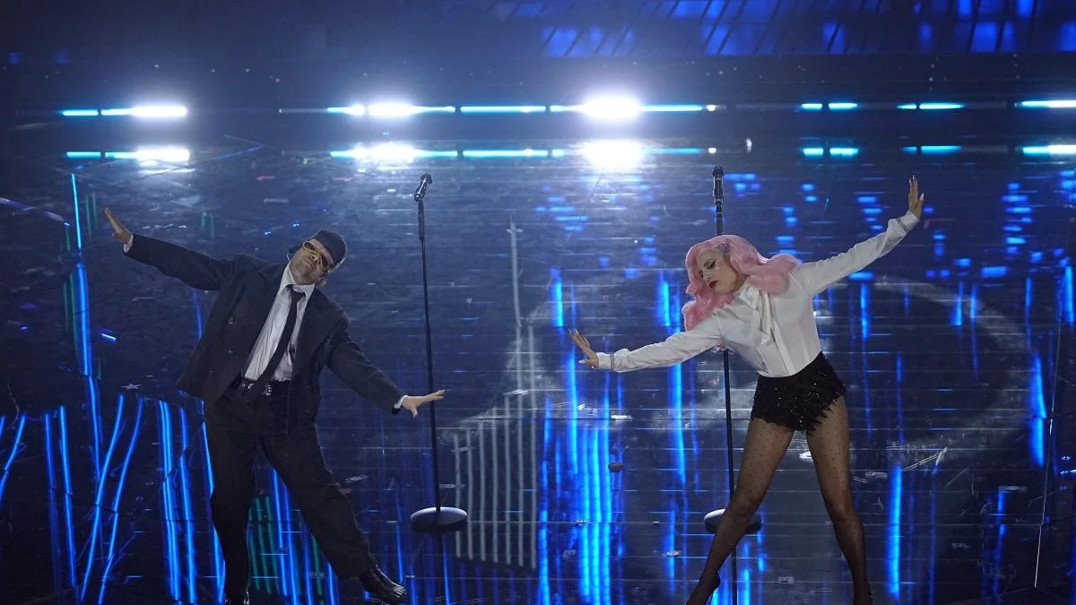 Sanremo 2026: a terça‑feira das covers e duetos — escala, convidados e o beijo que parou o palco