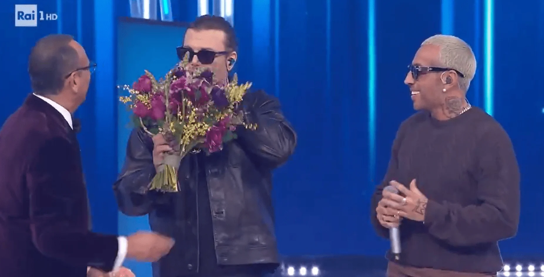 Sanremo 2026: Gianluca Grignani alfineta Laura Pausini no palco durante noite de covers