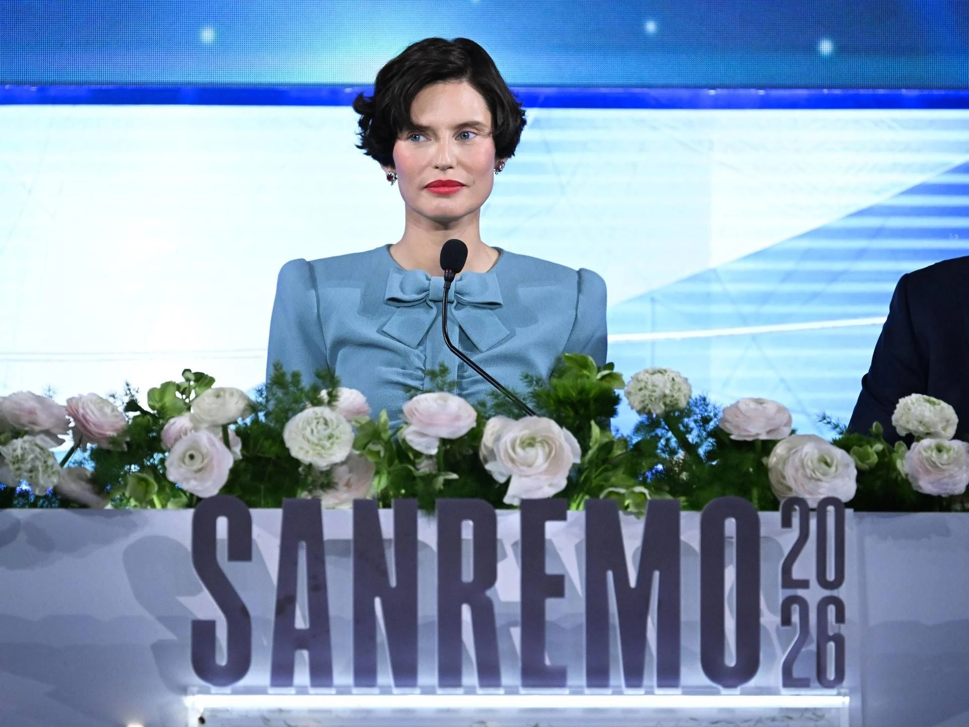 Bianca Balti em Sanremo 2026: testemunho que devolve brilho, coragem e esperança
