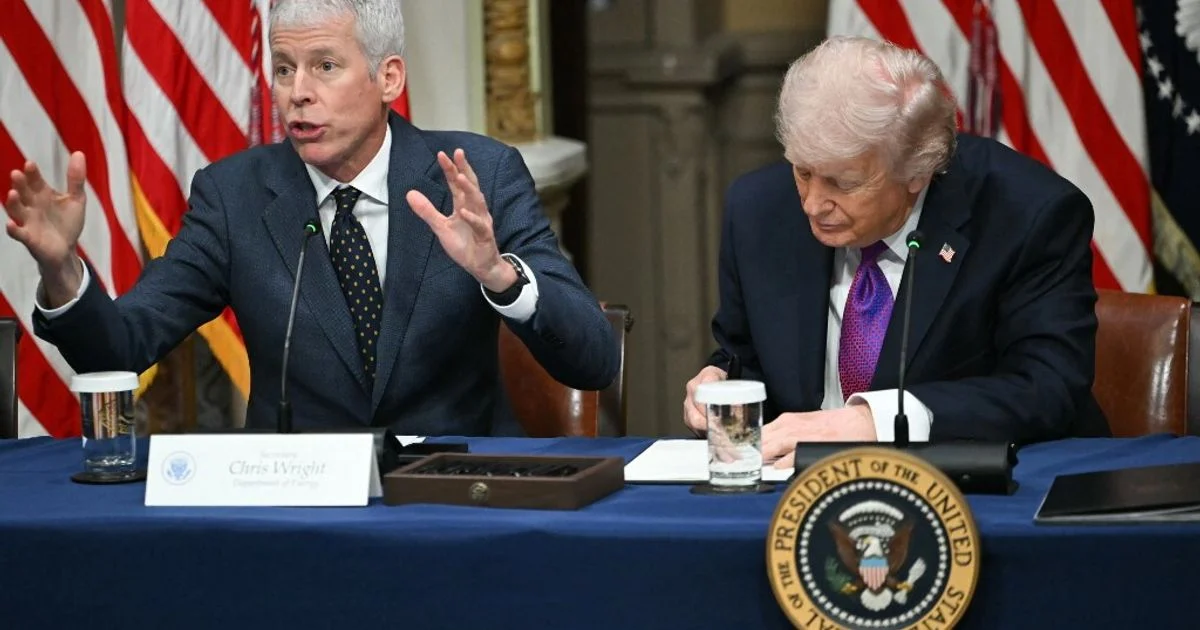 Trump garante apoio no Senado e libera ação contra o Irã; tensão institucional aumenta