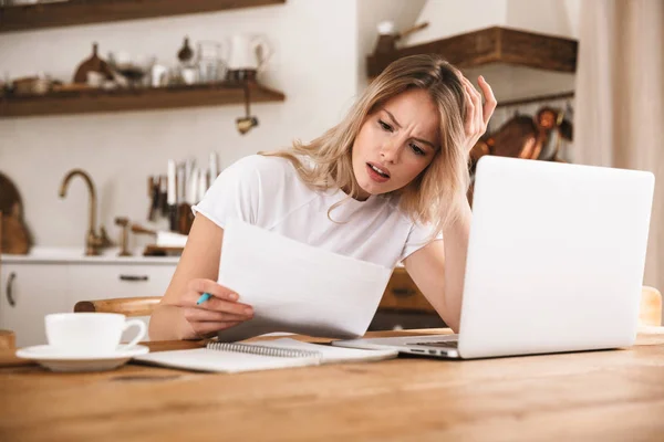 Diferenças entre Dichiarazione d'Ospitalità e Dichiarazione di Presenza