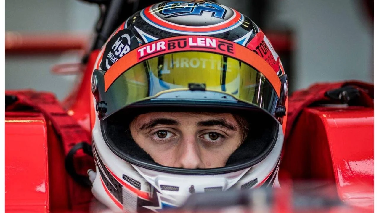 Pilotos de F1: estudo revela adaptações fisiológicas entre 3–4 g, força do pescoço e estresse