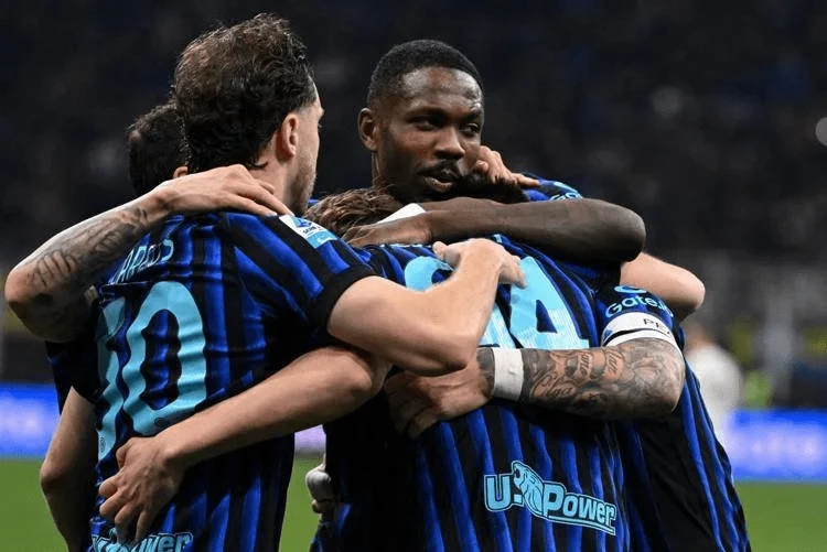 Derby em San Siro com cheiro de scudetto: Inter e Milan medem forças pela taça