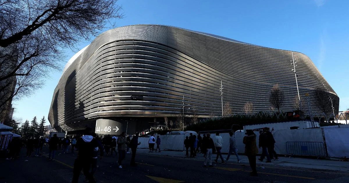 UEFA multa o Real Madrid por comportamento racista de torcedores no Bernabéu