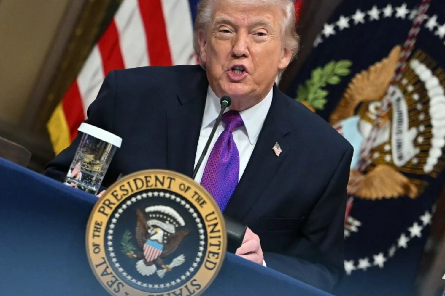 Trump afirma que “Cuba cairá muito em breve”: movimento estratégico com Rubio intensifica pressão energética