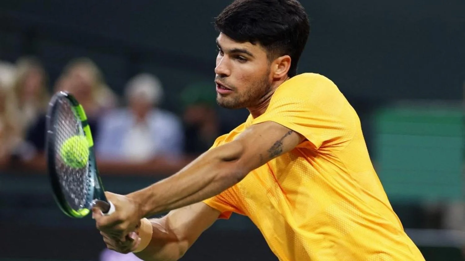 Carlos Alcaraz sofre, vence e garante presença nas oitavas de Indian Wells pelo 5º ano seguido