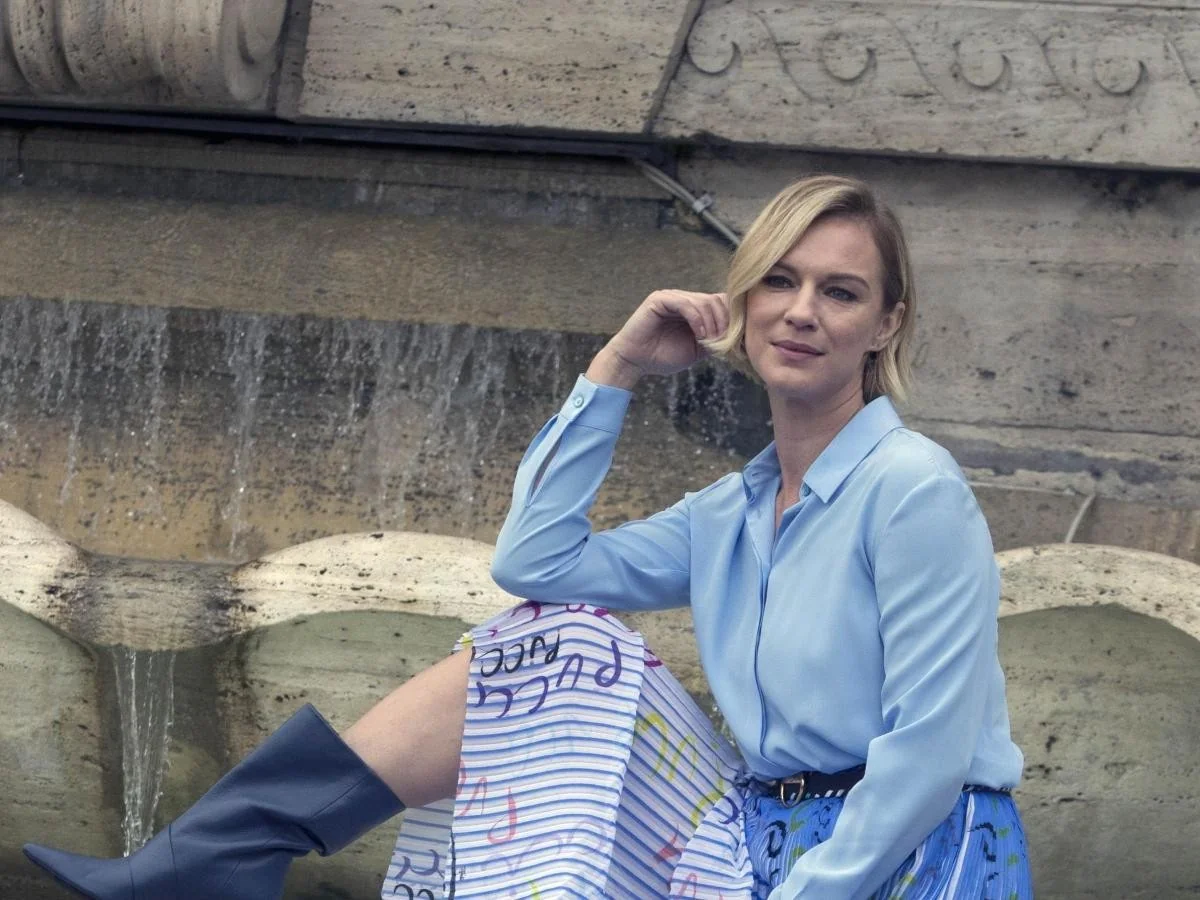 Antonia Liskova dirige sua fábula contemporânea: “Il mio nemico immaginario” e a memória que volta do cinema