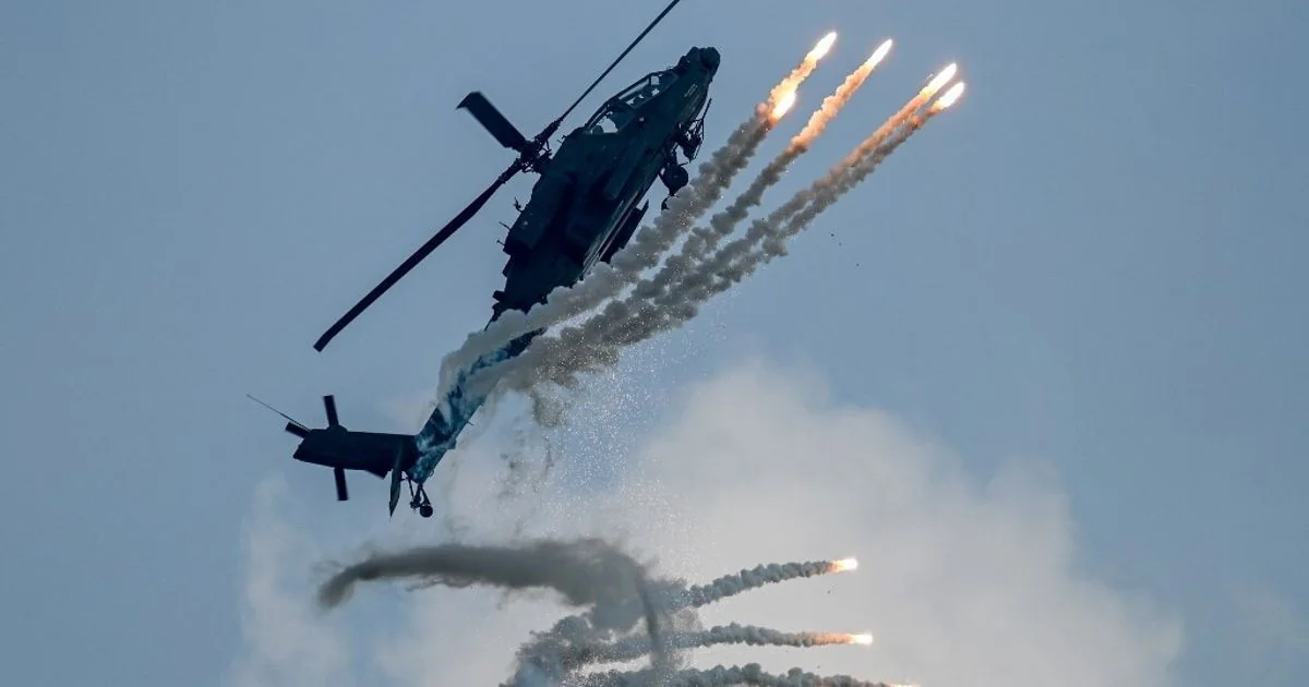 Apaches, Wildcat e Merlin: a volta estratégica do helicóptero como 'drone-killer' no Golfo