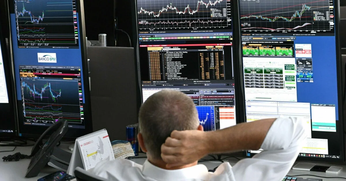 Crise no Estreito de Hormuz faz preço do petróleo disparar; G7 prepara liberação coordenada de reservas