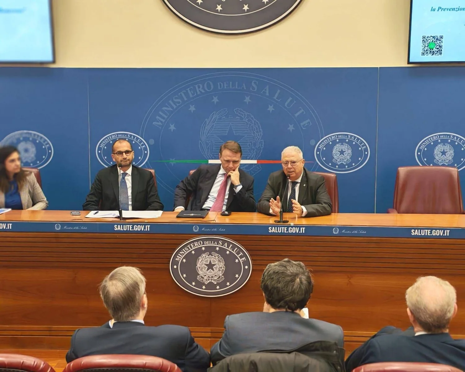 Dieta mediterrânea e prevenção: caminho para longevidade e sustentabilidade do SSN, dizem médicos em Roma