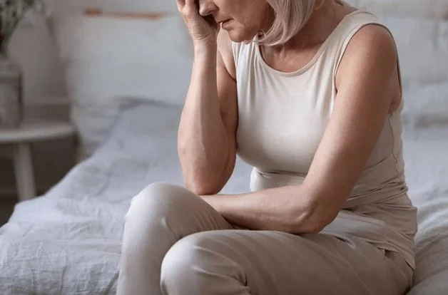 Dor crônica e depressão em mulheres: até 60% associam fibromialgia e sintomas psíquicos