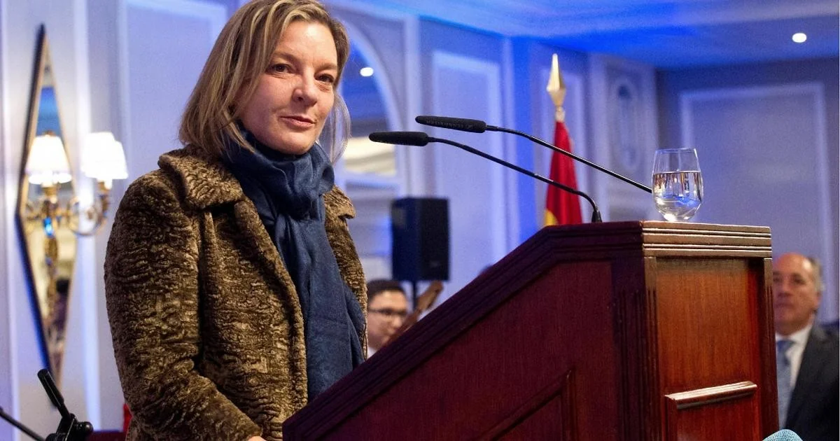 Espanha revoga oficialmente a embaixadora em Israel após crise diplomática sobre Palestina