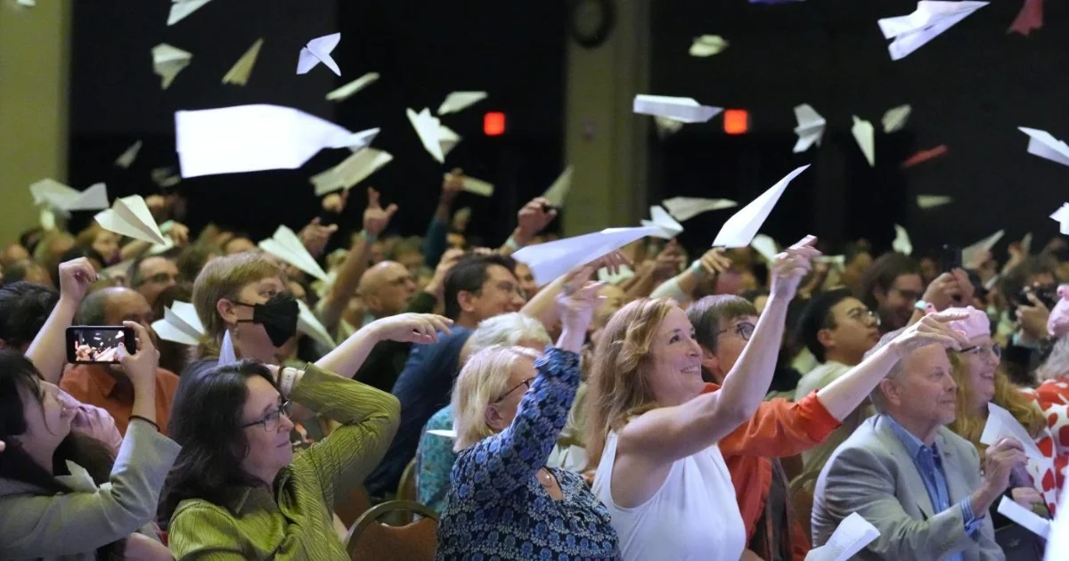 Ig Nobel deixam os Estados Unidos e vão para Zurigo por dificuldades com vistos