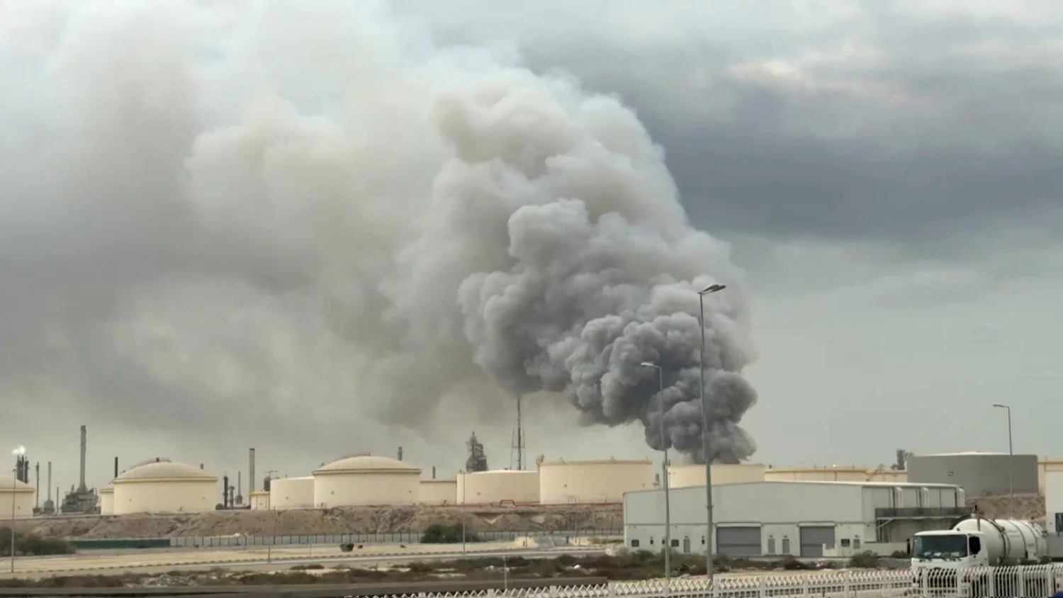 Crise no Golfo: Irã ataca Bahrein e provoca 32 feridos; G7 convoca reunião de emergência enquanto bombas atingem Líbano e Gaza