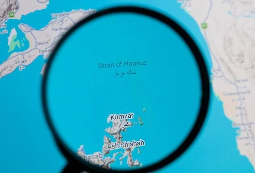 Irã e Estreito de Hormuz: Itália, Alemanha e Reino Unido consultam-se e rejeitam escolta naval imediata