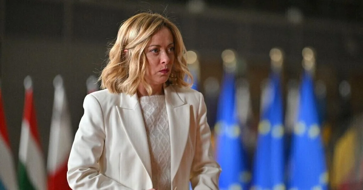 Meloni: Itália não vai à guerra e pede mais impostos contra especulação dos combustíveis