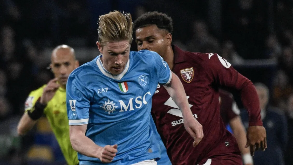 Napoli espera o Lecce com De Bruyne pronto: Conte prepara-se para dez finais