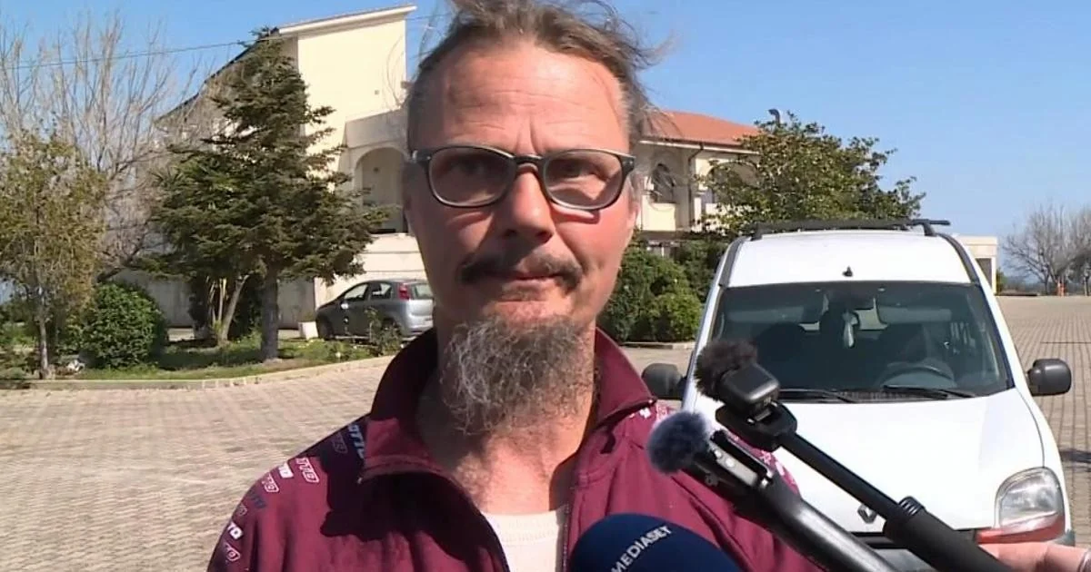 Nathan pede respeito e fim de protestos: 'Quero as crianças em casa' na crise da família del bosco