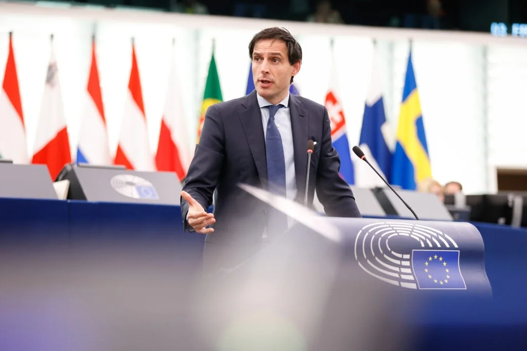 Obesidade na UE: Bruxelas soa o alarme sobre custos sociais e urgência da prevenção