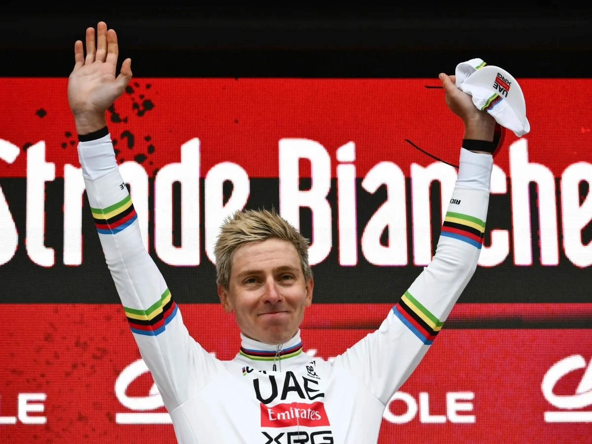 Pogacar e a quarta Strade Bianche: a transmissão ao vivo da consagração em Siena