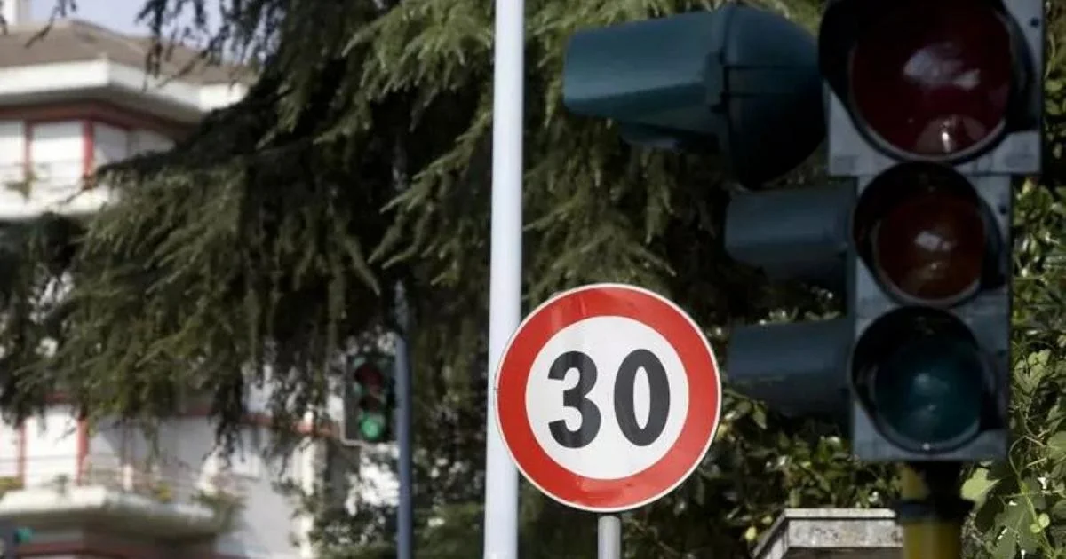 Roma adota Zona 30 no centro histórico; multas entram em vigor em 16 de março