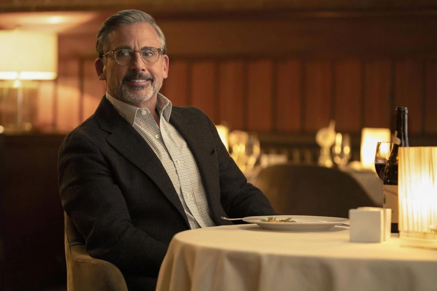 Rooster: Steve Carell volta em dramedy sobre pai, filha e a solitude humana na HBO Max