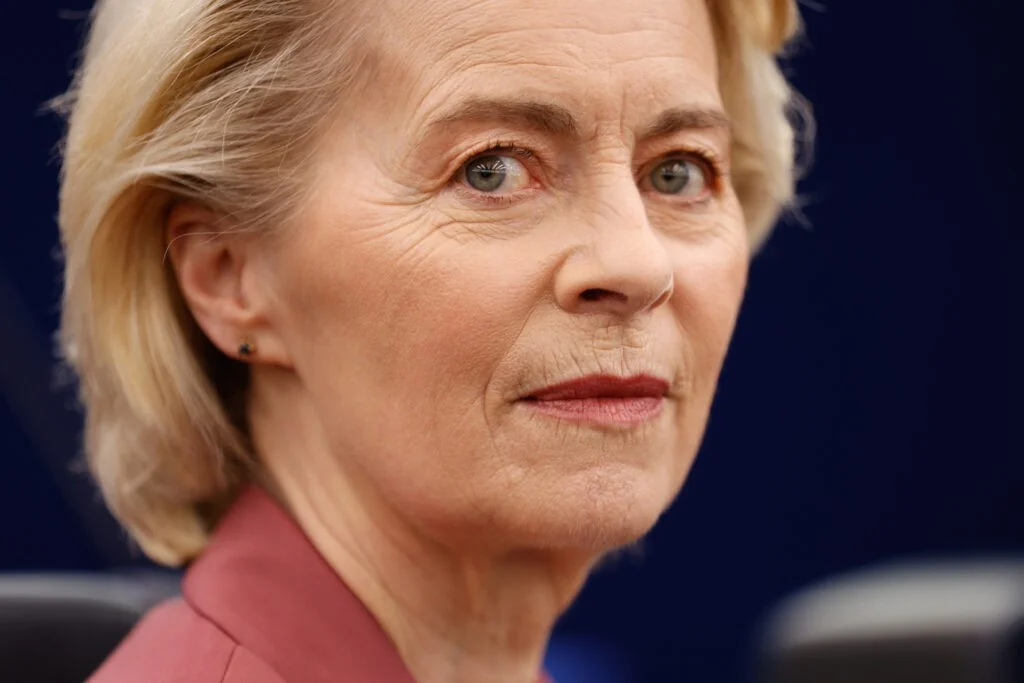 Von der Leyen diz não haver 'lágrimas' pelo regime do Irã e aponta renováveis e nuclear como antídoto à crise energética da UE