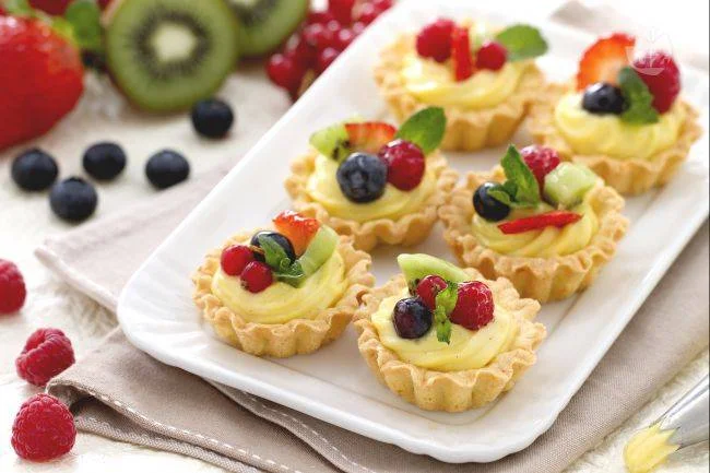 Tartellette com Massa Brisée e Frutas: Sobremesa Rápida e Deliciosa