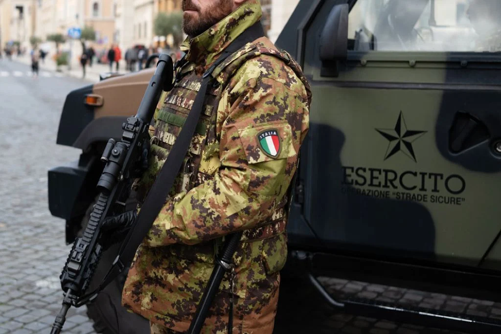 Quanto Ganha um Soldado Italiano? Entenda os Salários das Forças Armadas na Itália